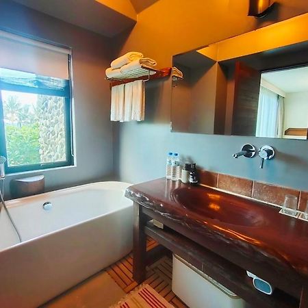 Coconut Beach Homestay Beinan Екстер'єр фото