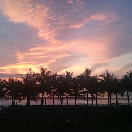 Coconut Beach Homestay Beinan Екстер'єр фото