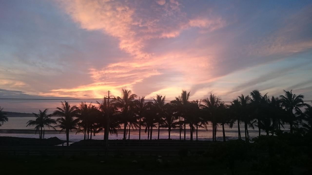 Coconut Beach Homestay Beinan Екстер'єр фото